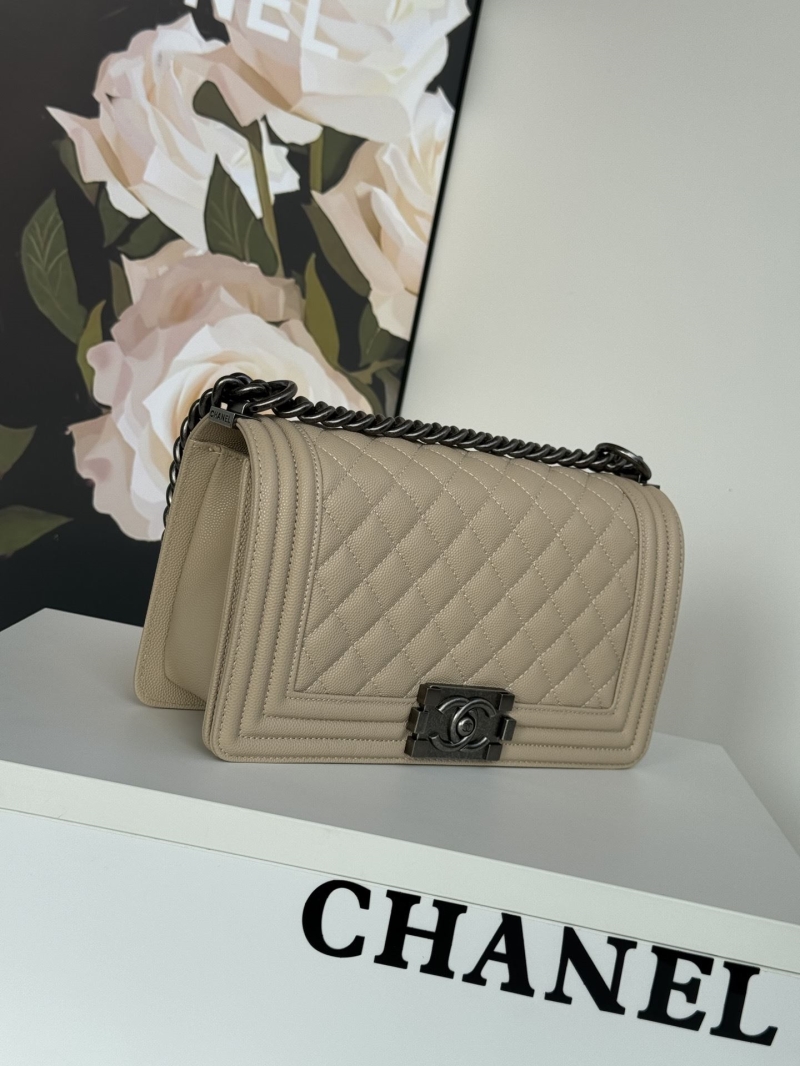 Ch**el leboy series bags